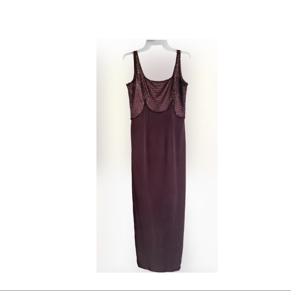 B'zar women's formal dress size 8 brown.